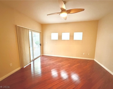 10529 Allthorn Avenue - Photo Thumbnail 4