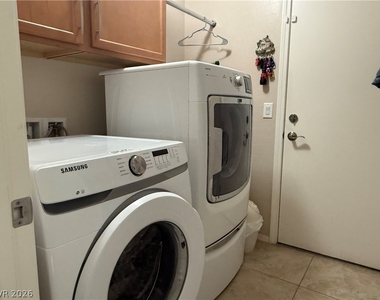 5841 Montina Vines Street - Photo Thumbnail 16
