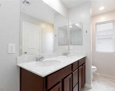 5327 Lazy Breeze Avenue - Photo Thumbnail 25