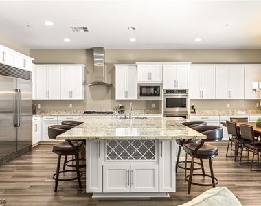 1133 Pandora Canyon Street - Photo Thumbnail 7