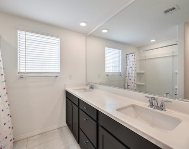8051 Adelaide Hills Street - Photo Thumbnail 31