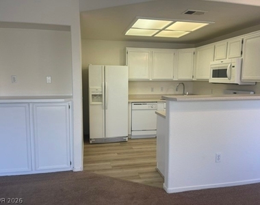 9470 Peace Way - Photo Thumbnail 10