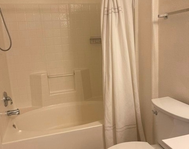 9470 Peace Way - Photo Thumbnail 14