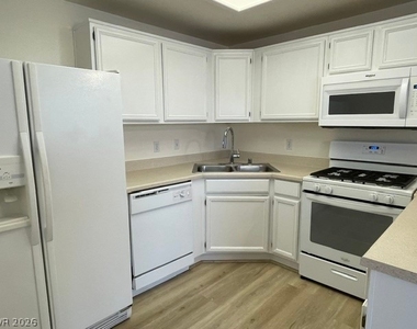 9470 Peace Way - Photo Thumbnail 8