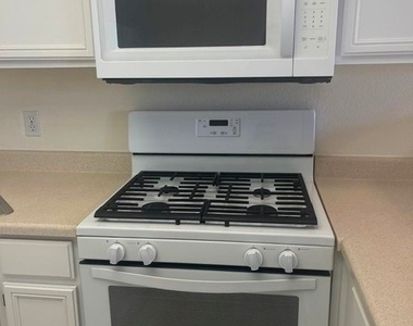 9470 Peace Way - Photo Thumbnail 9