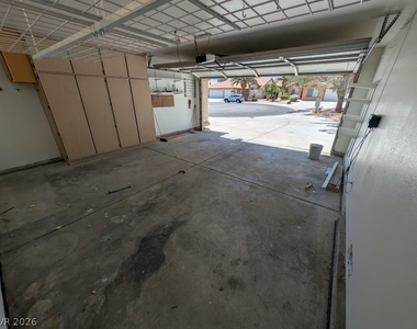 8432 Airmont Court - Photo Thumbnail 29