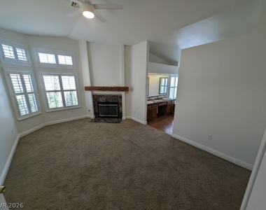 8432 Airmont Court - Photo Thumbnail 20