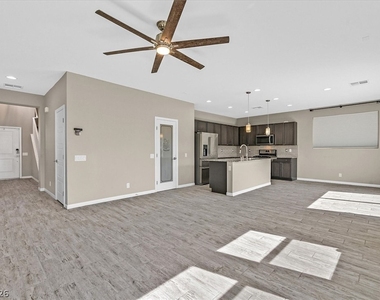 6249 Echo Mountain Street - Photo Thumbnail 3