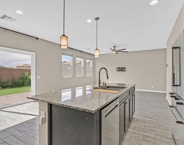 6249 Echo Mountain Street - Photo Thumbnail 8