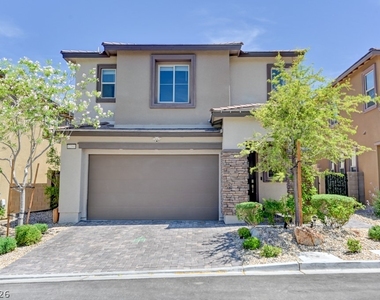 12393 Ferry Glide Avenue - Photo Thumbnail 7