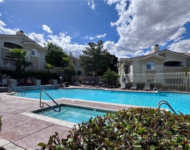 1511 Cardinal Peak Lane - Photo Thumbnail 26