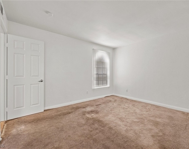 2972 Juniper Hills Boulevard - Photo Thumbnail 16