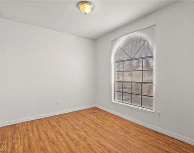 2972 Juniper Hills Boulevard - Photo Thumbnail 3