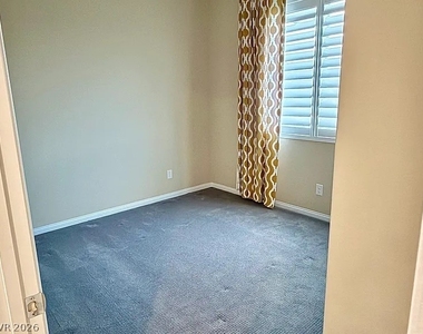 5707 Garriga Drive - Photo Thumbnail 27