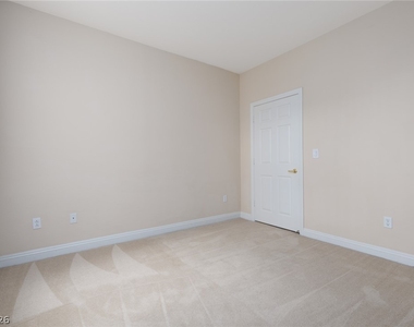 8000 Badura Avenue - Photo Thumbnail 14