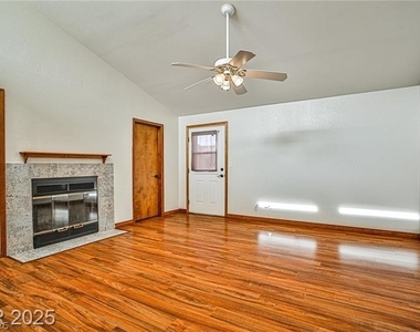 6315 N Park Street - Photo Thumbnail 27