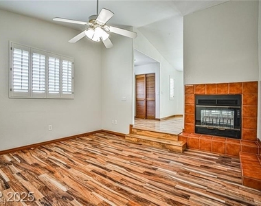 6315 N Park Street - Photo Thumbnail 15