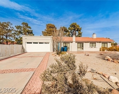 6315 N Park Street - Photo Thumbnail 36