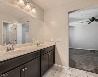 1525 Spiced Wine Avenue - Photo Thumbnail 18