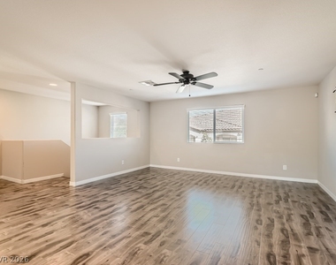 1525 Spiced Wine Avenue - Photo Thumbnail 7