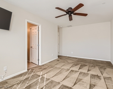 1525 Spiced Wine Avenue - Photo Thumbnail 22