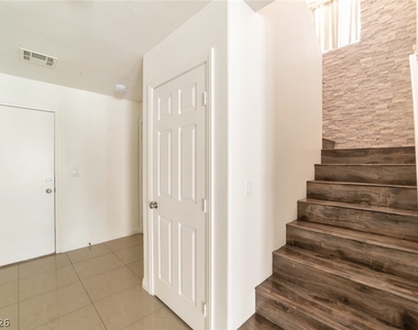 9632 Gatesville Avenue - Photo Thumbnail 29