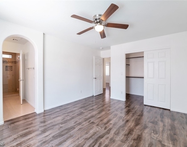 9632 Gatesville Avenue - Photo Thumbnail 18