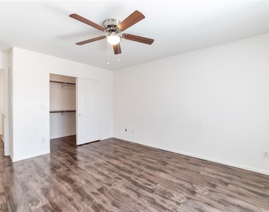 9632 Gatesville Avenue - Photo Thumbnail 19