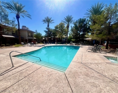 912 Duckhorn Court - Photo Thumbnail 1