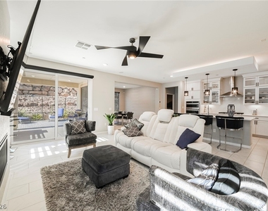 23 Cliffwater Street - Photo Thumbnail 10
