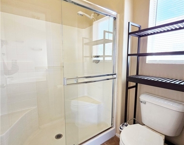 3722 Nestled Oak Avenue - Photo Thumbnail 12