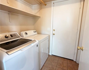 3722 Nestled Oak Avenue - Photo Thumbnail 16