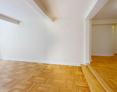141 East 56th Street - Photo Thumbnail 9