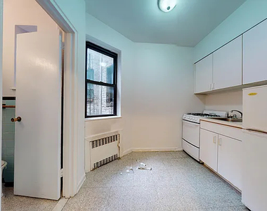 432 East 83rd Street - Photo Thumbnail 5