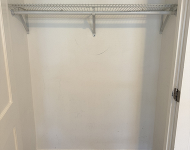 18-79 Woodbine Street - Photo Thumbnail 2