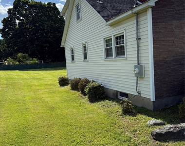 4 Griffin Drive - Photo Thumbnail 1