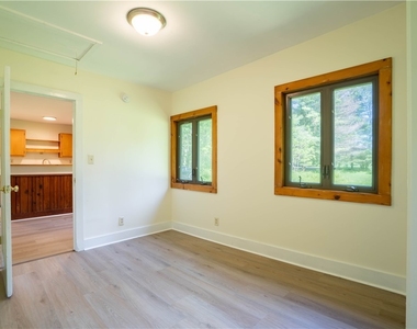 7481 Hoffman Road - Photo Thumbnail 14