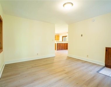 7481 Hoffman Road - Photo Thumbnail 4