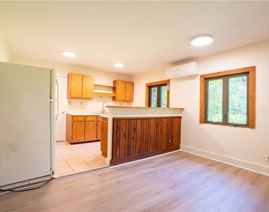 7481 Hoffman Road - Photo Thumbnail 6