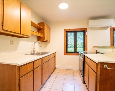 7481 Hoffman Road - Photo Thumbnail 18