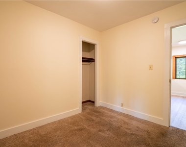 7481 Hoffman Road - Photo Thumbnail 9