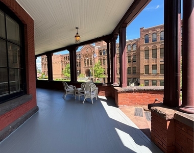201 Pine Street - Photo Thumbnail 20