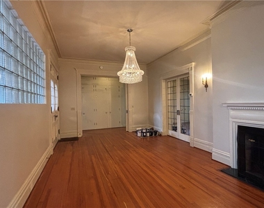 201 Pine Street - Photo Thumbnail 11