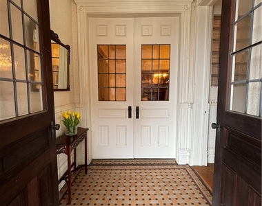 201 Pine Street - Photo Thumbnail 1