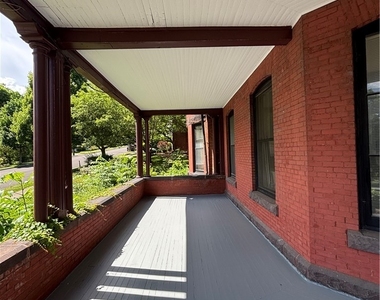 201 Pine Street - Photo Thumbnail 21