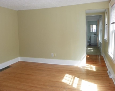 82 Adams Street - Photo Thumbnail 7