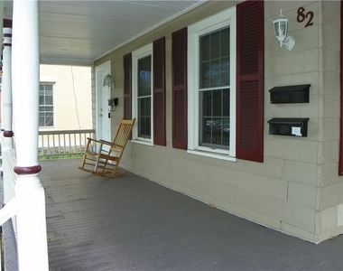 82 Adams Street - Photo Thumbnail 2