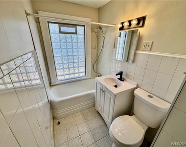 227 Abbott Road - Photo Thumbnail 7