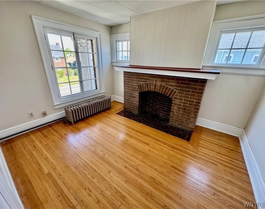 227 Abbott Road - Photo Thumbnail 9