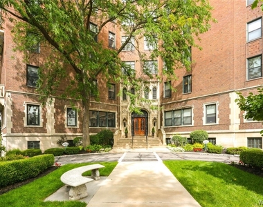 800 West Ferry Street - Photo Thumbnail 1